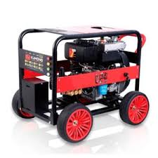 MACHINE DE NETTOYAGE DE CANALISATION – JET D’ÉGOUT HAUTE PRESSION